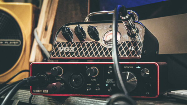 ac_03-scaled Amplificador Mini Vox MV-50B Eléctrica